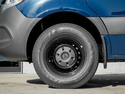 New 2026 Mercedes-Benz Sprinter 2500 image 4