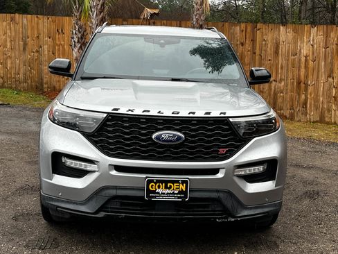 Used 2020 Ford Explorer ST w/ Premium Technology Package image 3