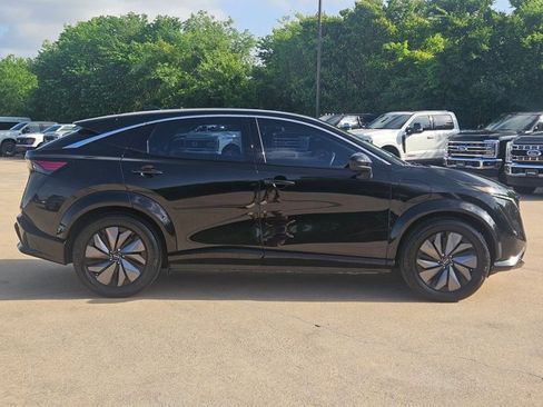 Used 2023 Nissan Ariya FWD image 4