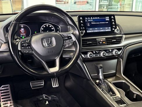 Used 2020 Honda Accord Sport image 28
