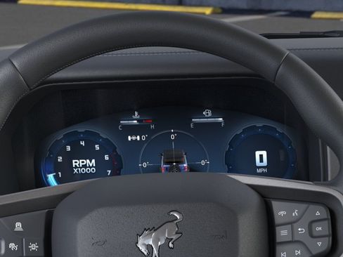 New 2026 Ford Bronco Outer Banks w/ Sasquatch Package AWD/4WD image 14
