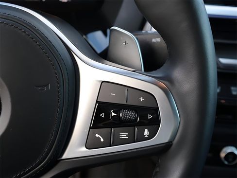 Used 2024 BMW Z4 M40i w/ Premium Package image 32