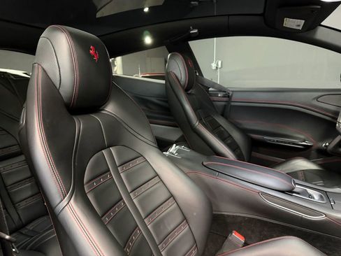 Used 2018 Ferrari GTC4Lusso AWD/4WD image 29