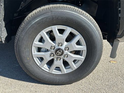 New 2025 Toyota Tacoma SR5 image 12