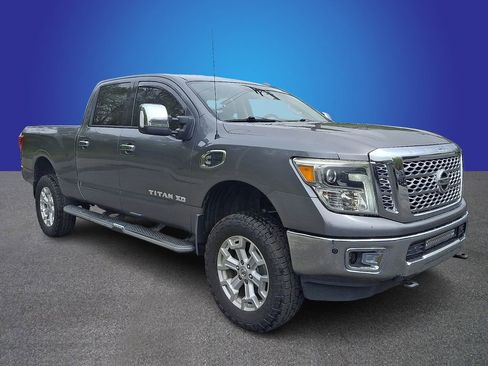 Used 2016 Nissan Titan SL AWD/4WD image 3