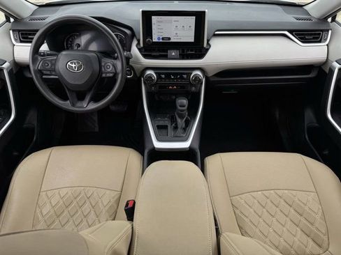 Used 2023 Toyota RAV4 XLE image 11