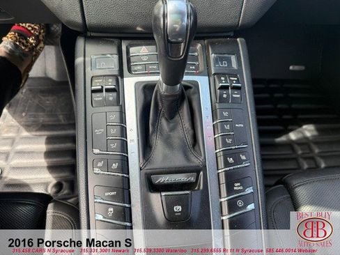 Used 2016 Porsche Macan S AWD/4WD image 23