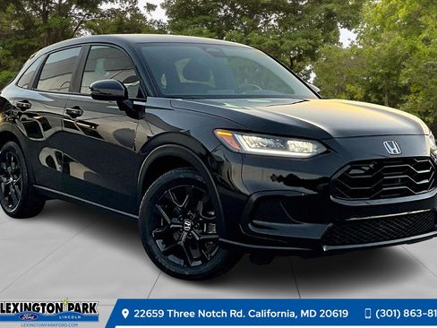 Used 2023 Honda HR-V Sport image 1