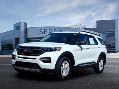 Certified 2023 Ford Explorer XLT w/ Equipment Group 202A