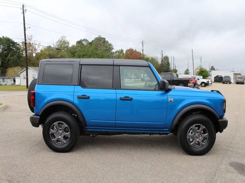New 2025 Ford Bronco Big Bend image 9