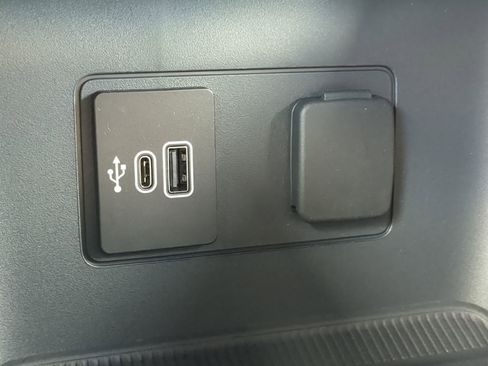 New 2026 Ford Explorer Platinum image 58