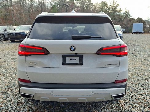 Used 2021 BMW X5 xDrive40i w/ Premium Package image 6