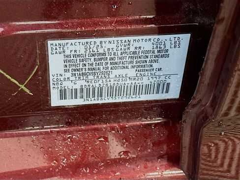 Used 2025 Nissan Sentra SV image 12