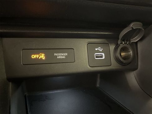 Used 2024 Acura Integra image 8