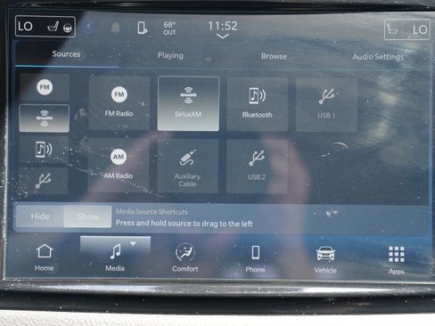 Used 2024 Chrysler Pacifica Touring-L FWD image 24