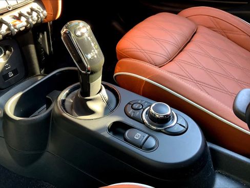 Used 2024 MINI Cooper S FWD image 17