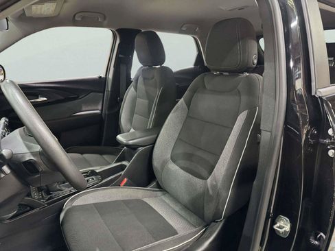 Used 2021 Chevrolet TrailBlazer LT w/ Convenience Package FWD image 14