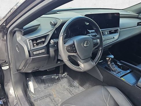 Certified 2024 Lexus ES 300h w/ Technology Package image 16