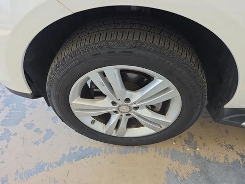 Used 2015 Mercedes-Benz ML 350 2WD w/ Premium 1 Package image 60