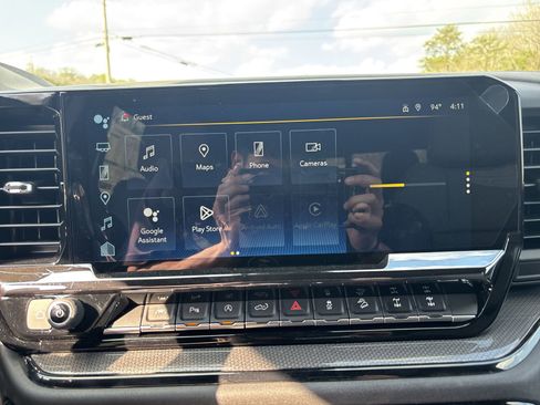 New 2026 Chevrolet Silverado 1500 ZR2 image 19