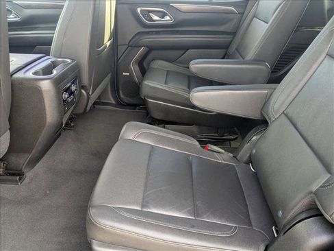 Used 2021 Chevrolet Tahoe LT w/ LT Signature Package image 17