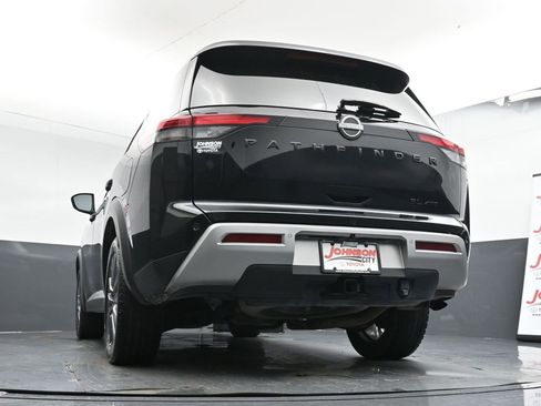 Used 2023 Nissan Pathfinder SL w/ SL Premium Package image 33