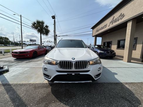 Used 2017 BMW X3 xDrive28i AWD/4WD image 2