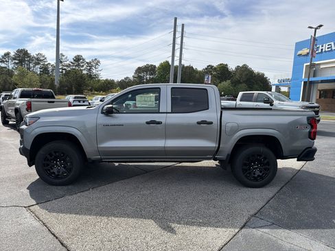 New 2026 Chevrolet Colorado W/T w/ WT Custom Package AWD/4WD image 8