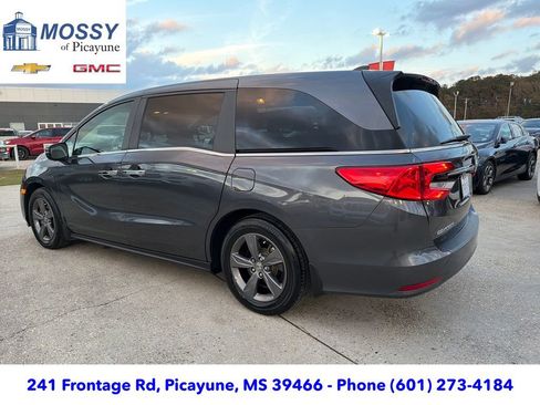 Used 2023 Honda Odyssey EX image 4