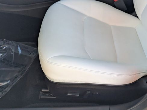 Used 2019 Tesla Model 3 Long Range image 29