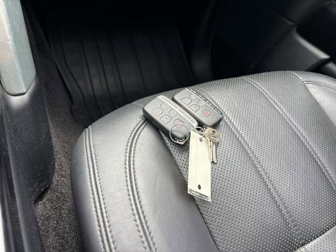 Used 2015 Land Rover Range Rover Supercharged image 27