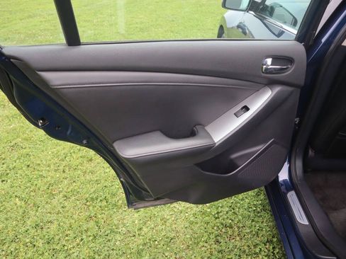 Used 2012 Nissan Altima 2.5 SL w/ 2.5SL Pkg FWD image 18