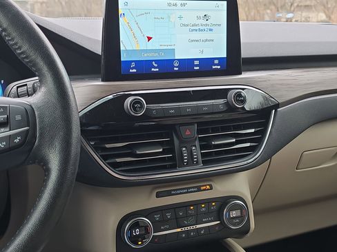 Used 2020 Ford Escape Titanium w/ Titanium Premium Package 2.0 image 16