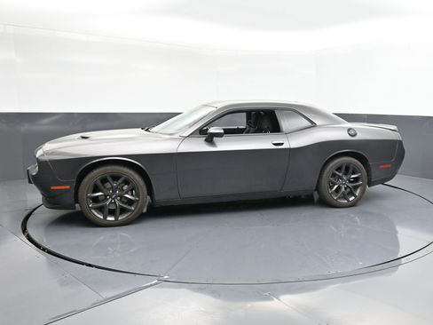Used 2023 Dodge Challenger SXT w/ Blacktop Package image 5