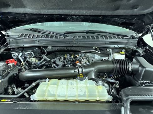 Used 2022 Ford Expedition Max XLT image 28