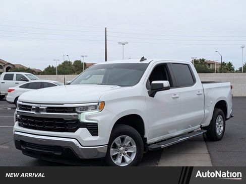 Used 2024 Chevrolet Silverado 1500 LT RWD image 1