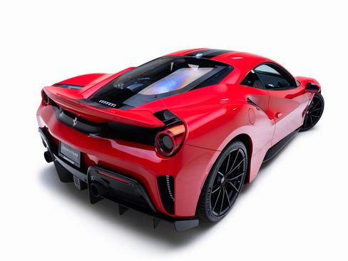 Used 2020 Ferrari 488 Pista Coupe RWD image 82