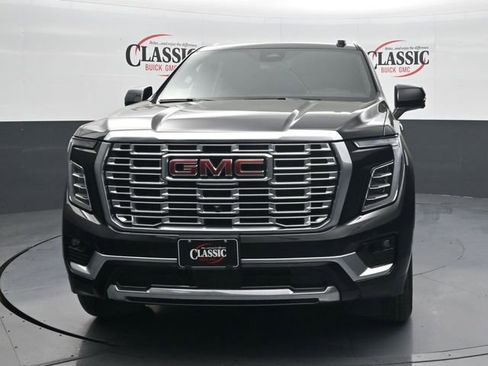 Used 2025 GMC Yukon Denali image 4