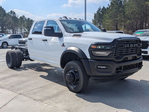 New 2026 RAM 4500 Tradesman AWD/4WD image 4