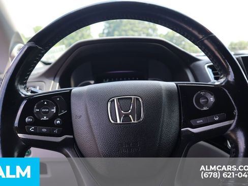 Used 2019 Honda Pilot Touring image 31