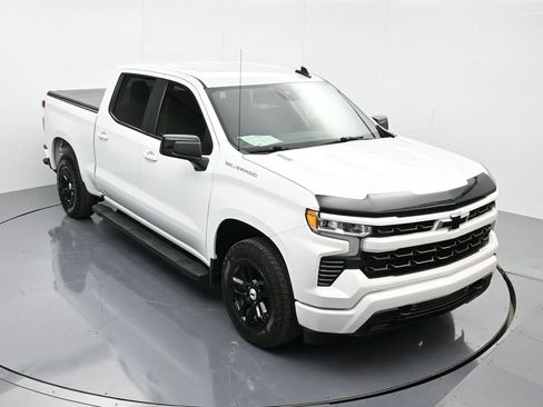 Certified 2024 Chevrolet Silverado 1500 RST image 39