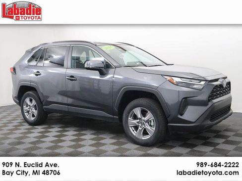 Certified 2025 Toyota RAV4 XLE AWD/4WD image 1
