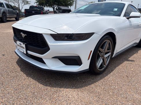 Certified 2025 Ford Mustang Coupe RWD image 11