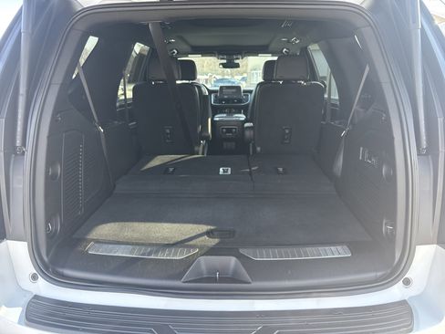 Used 2021 Chevrolet Tahoe Z71 w/ Z71 Signature Package image 7