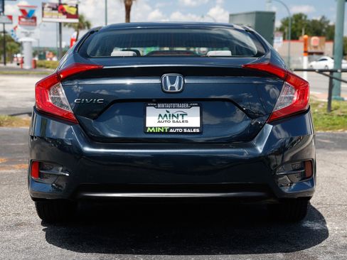 Used 2018 Honda Civic LX image 11
