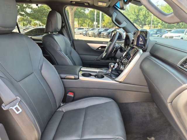Used 2023 Lexus LX 600 F Sport w/ Accessory Package (Z1) AWD/4WD image 22