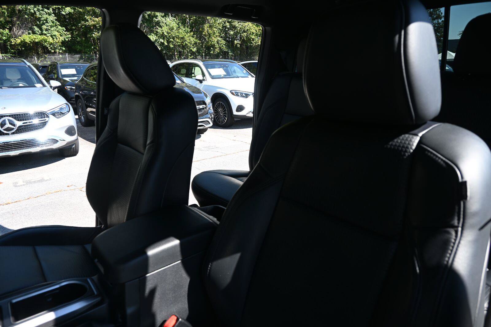 Used 2020 Toyota Tacoma Limited RWD image 5