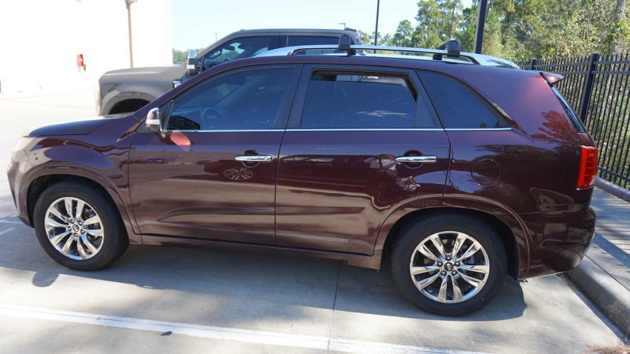 Used 2012 Kia Sorento SX w/ SX Premium Pkg FWD image 4