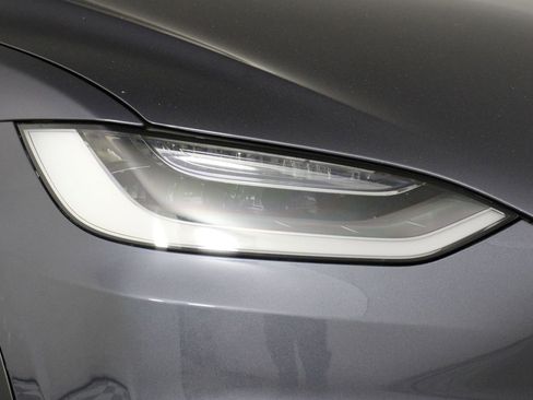 Used 2023 Tesla Model X AWD/4WD image 23