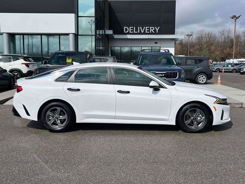 Used 2023 Kia K5 LXS image 24